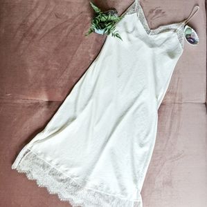 Victoria's Secret Medium White Bridal Lingerie